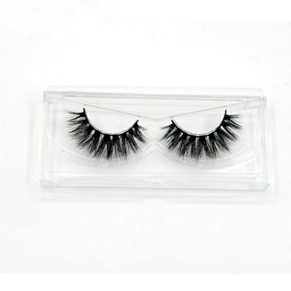 MAKE AN OFFER NOW!!! Faux MiNk Lashes💟